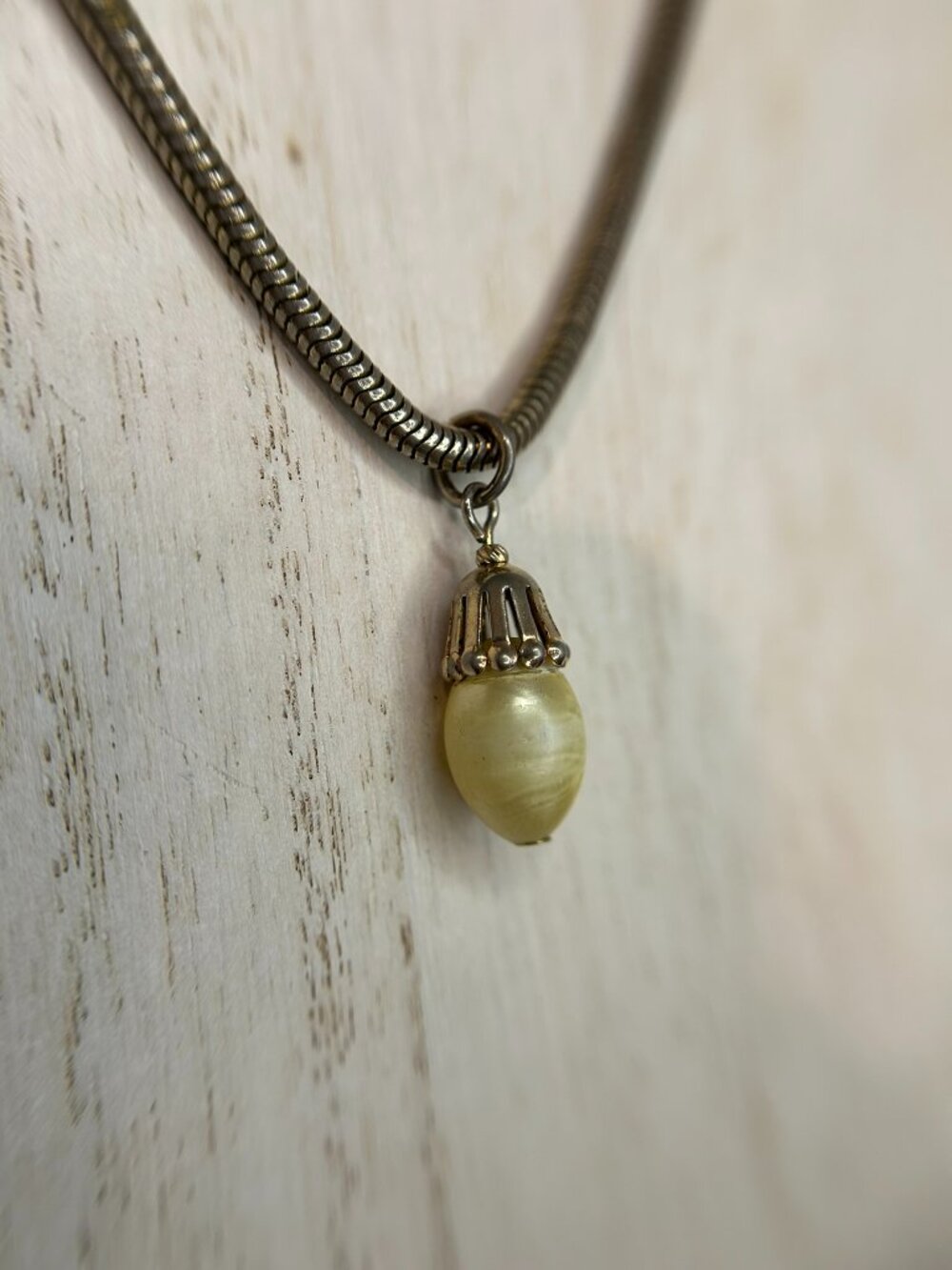 Vintage Park Lane Gold Snake Chain Faux Pearl Drop Necklace Signed - Picture 2 of 3